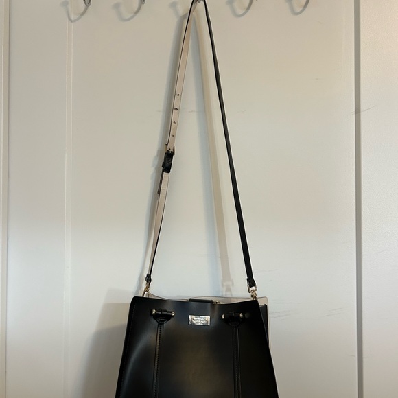 Kate Spade Black Crossbody Bag - Picture 2 of 4
